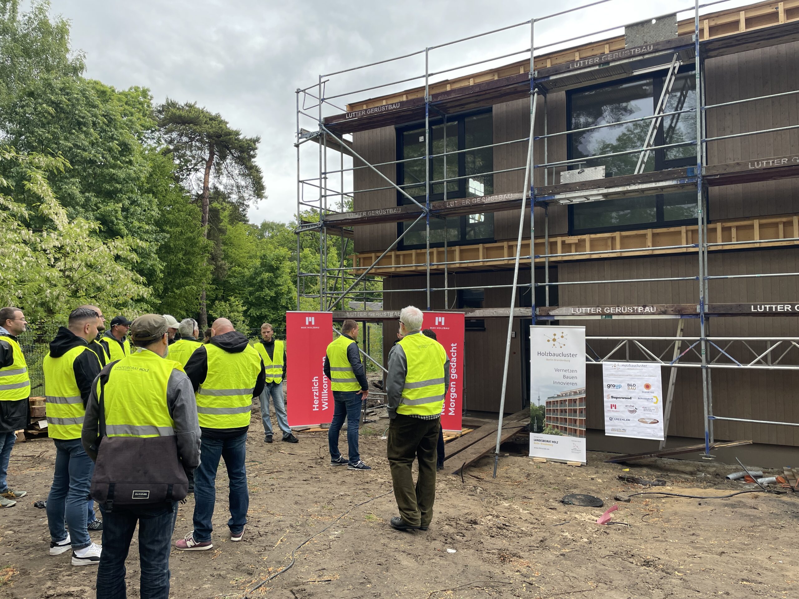 Baustellenbesichtigung  Einfamilienhaus in Wandlitz mit Max Holzbau und Superwood